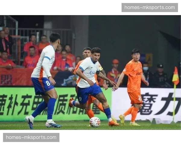 云南玉昆4-0横扫泰山：高原主场优势凸显外援三叉戟火力